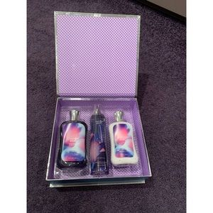 NWT Bath & Body Works Bath Set